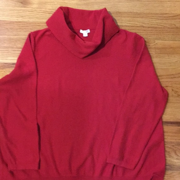 Red light sweatshirt  I liked the hemmed sleeve. (Refer to picture) - Picture 1 of 4